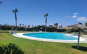 Apartamento En Urbanizacion De Primera Linea De Playa, Atlanterra Zahara De Los Atunes